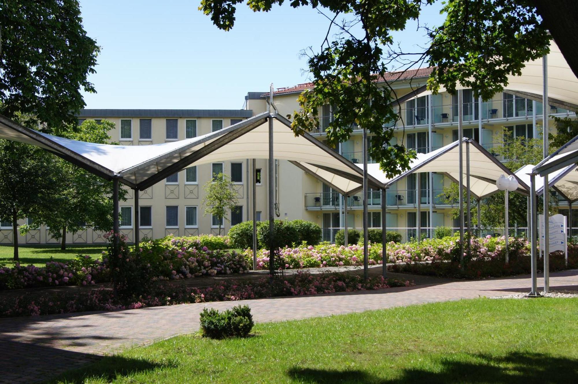 Seehotel Bollmannsruh Päwesin Exterior foto