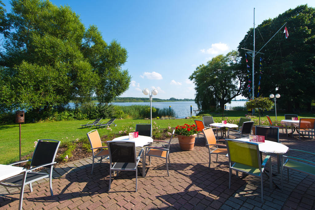 Seehotel Bollmannsruh Päwesin Exterior foto
